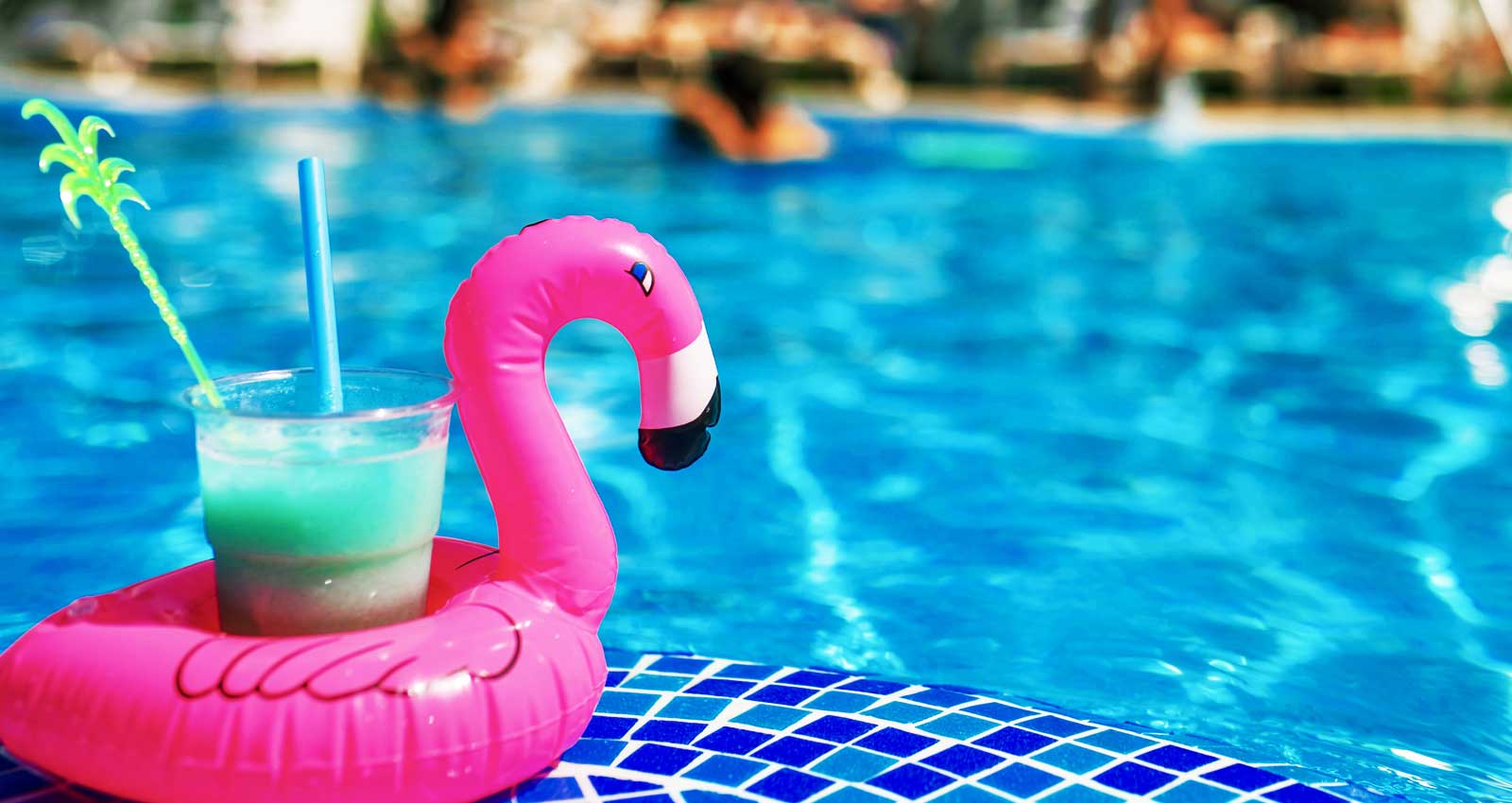 Cocktail in piscina